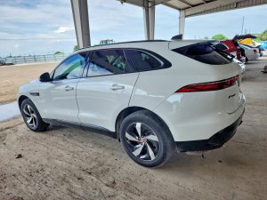 Jaguar F-PACE S