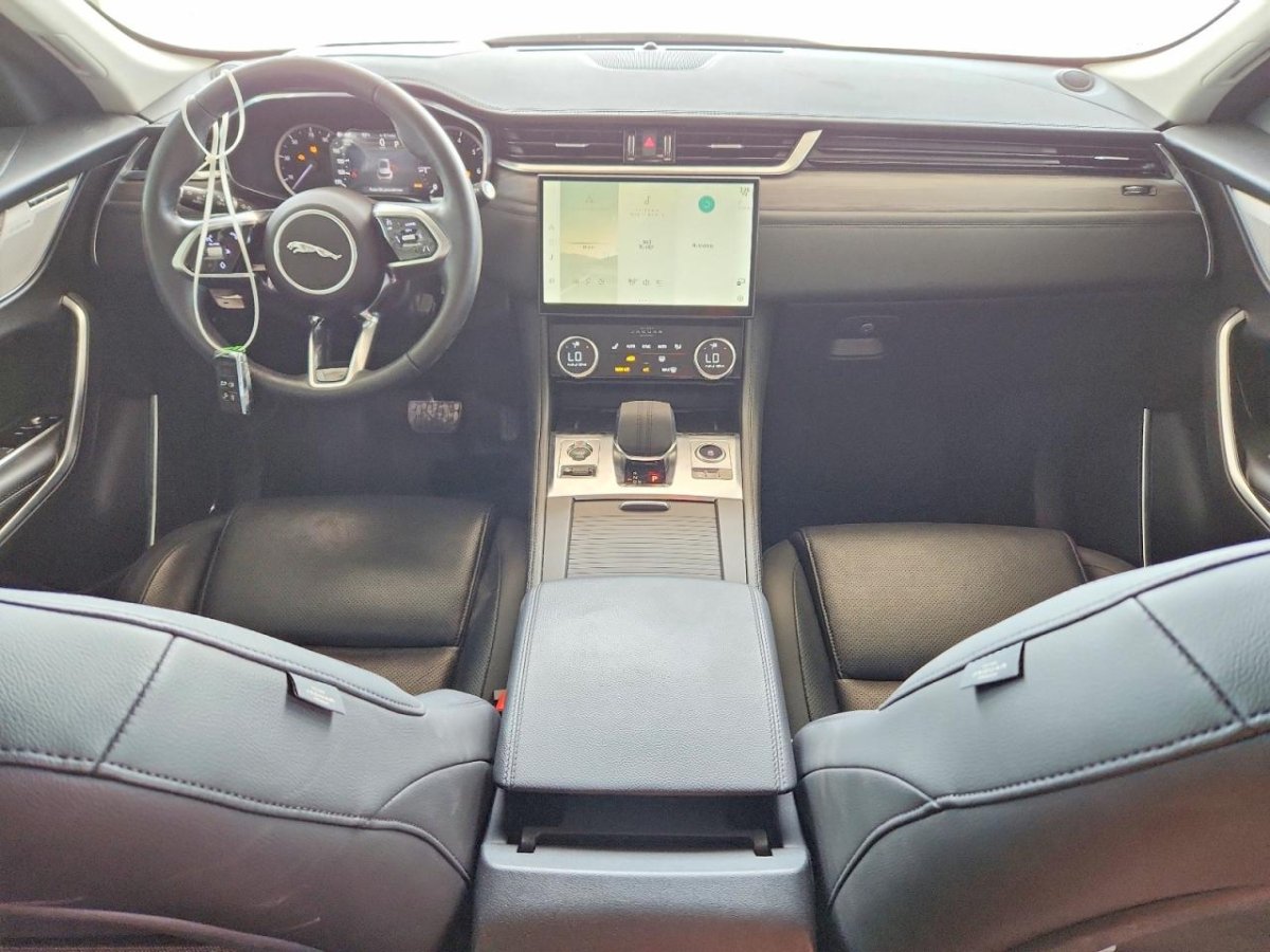 Jaguar F-PACE S