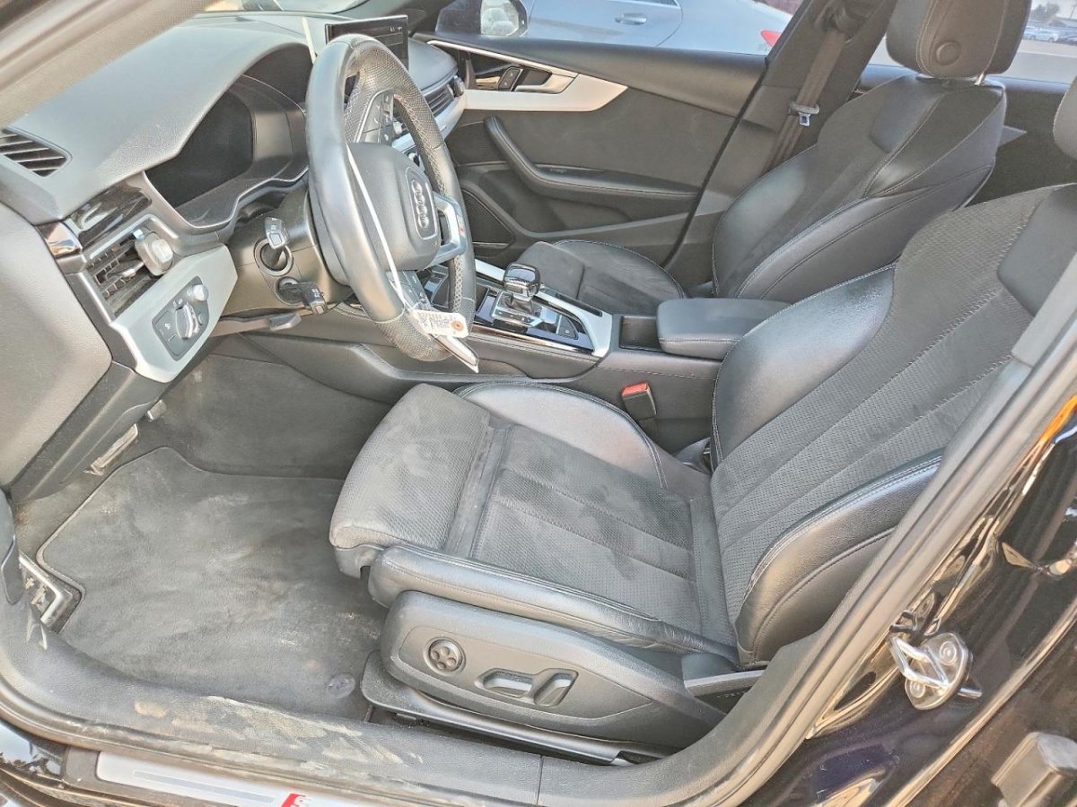 Audi A4 PRESTIGE 45