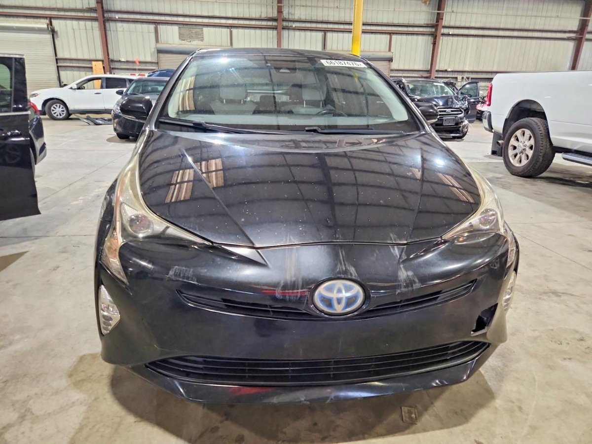 Toyota PRIUS THREE TOURING