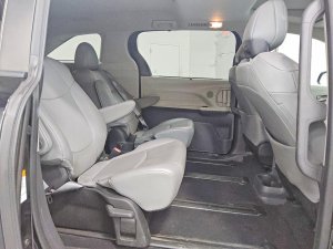 Toyota SIENNA XLE