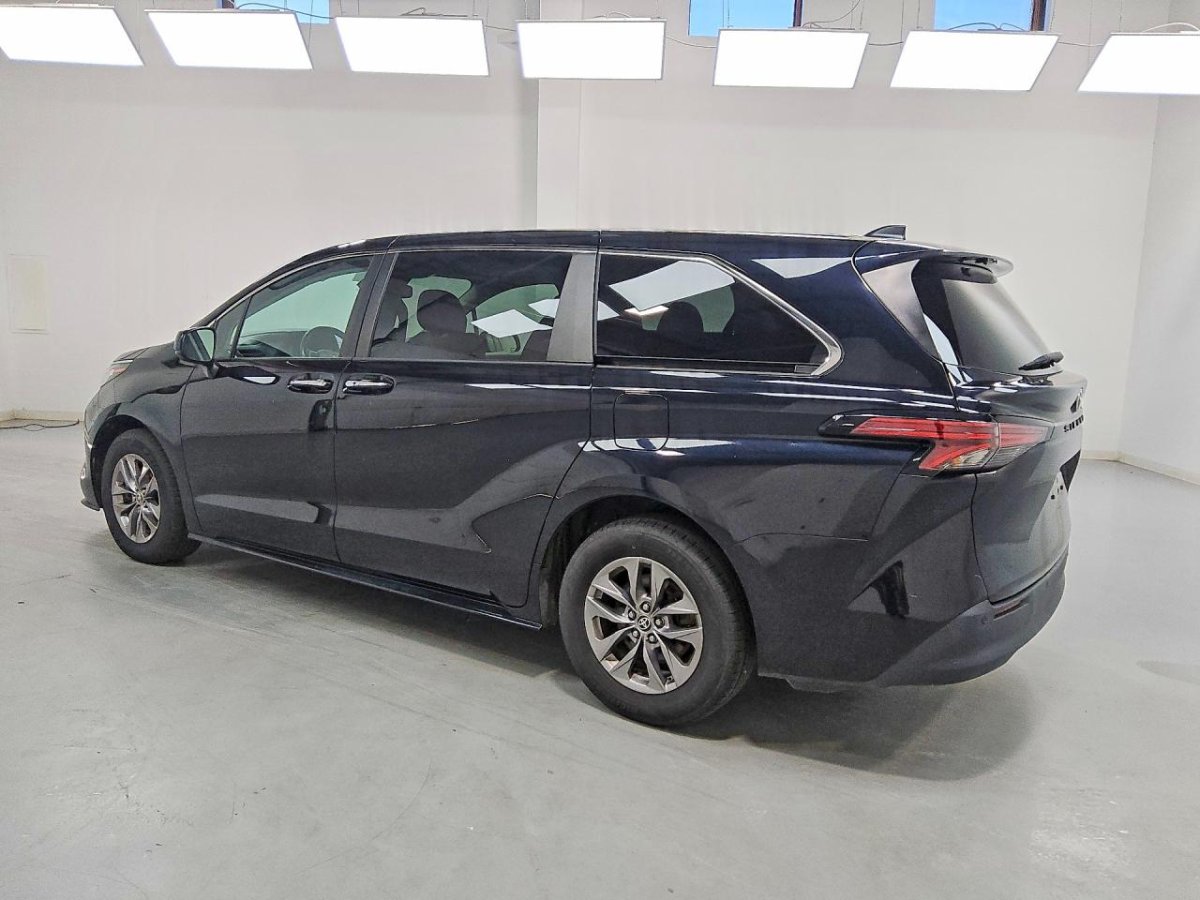 Toyota SIENNA XLE