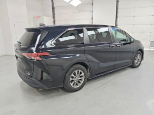 Toyota SIENNA XLE