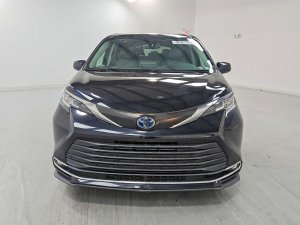Toyota SIENNA XLE