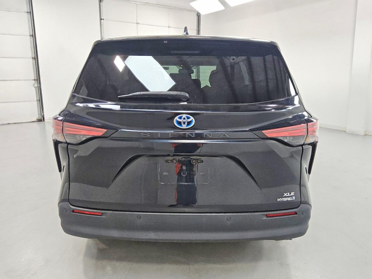 Toyota SIENNA XLE