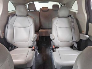 Toyota SIENNA XLE