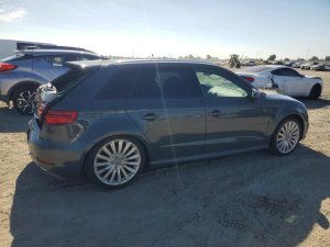 Audi A3 E-TRON PREMIUM