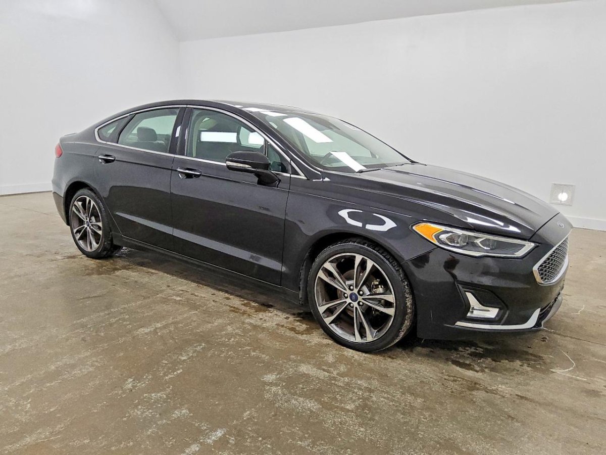 Ford FUSION TITANIUM