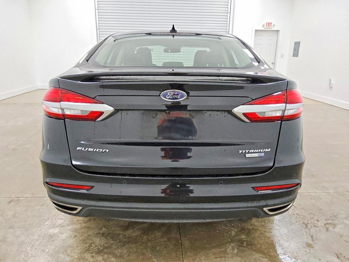 Ford FUSION TITANIUM