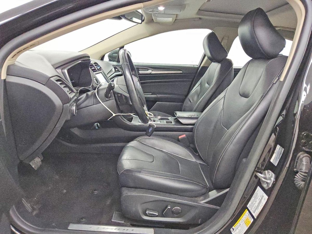 Ford FUSION TITANIUM