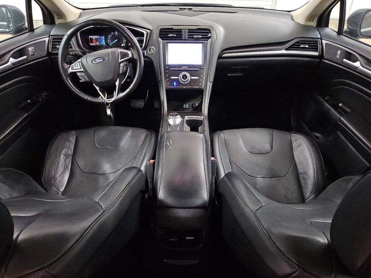 Ford FUSION TITANIUM