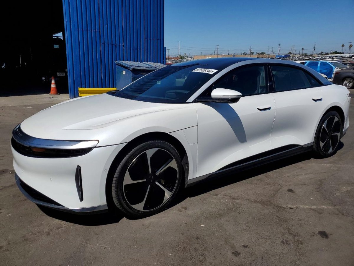 Lucid AIR TOURING