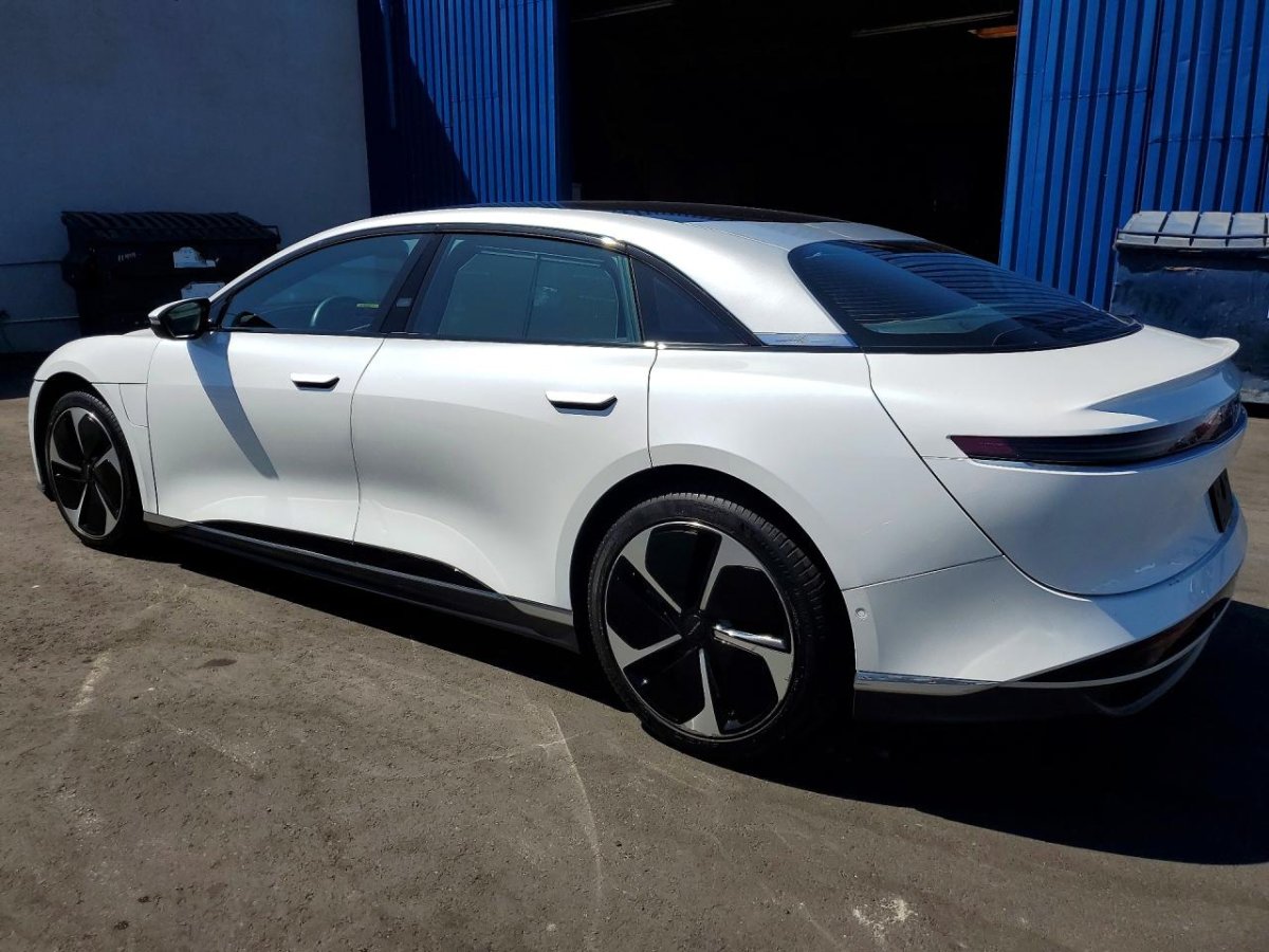 Lucid AIR TOURING