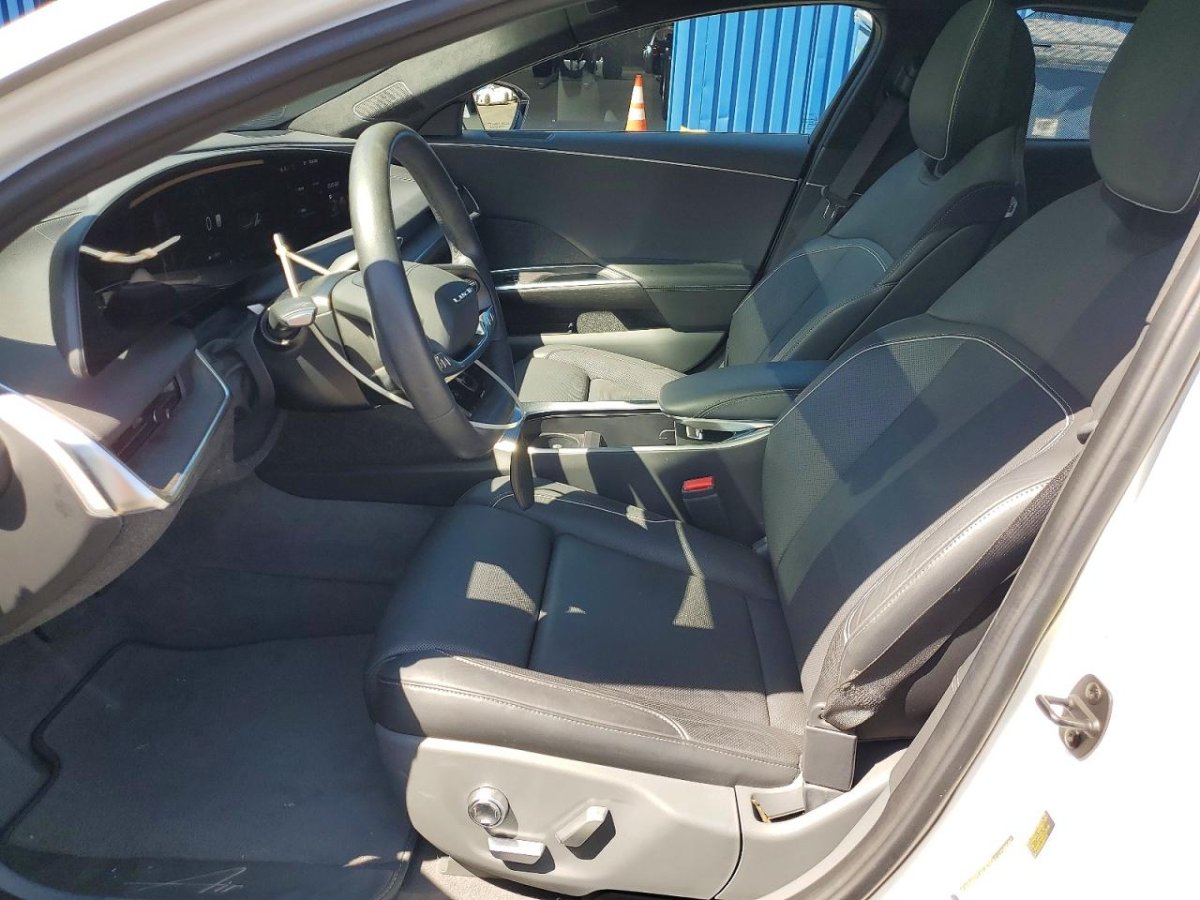 Lucid AIR TOURING