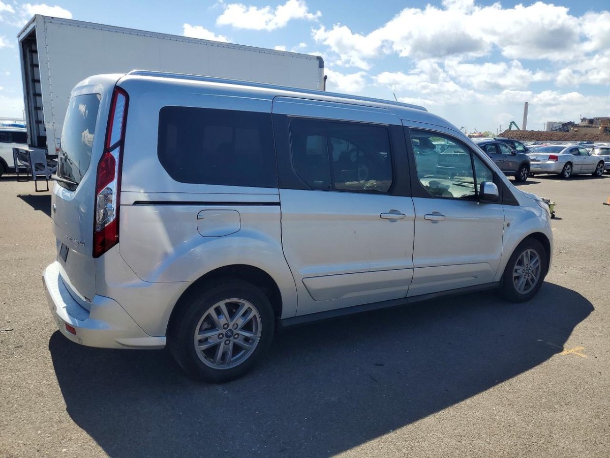 Ford CONNECT TITANIUM