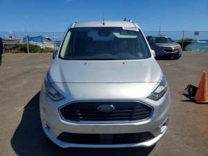 Ford CONNECT TITANIUM