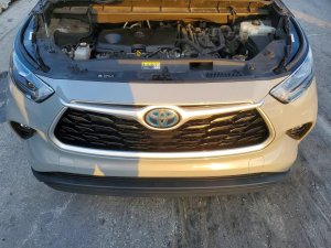 Toyota HIGHLANDER HYBRID BRONZE EDITION