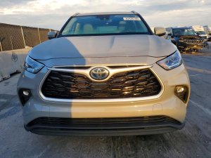Toyota HIGHLANDER HYBRID BRONZE EDITION