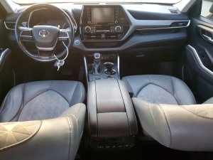Toyota HIGHLANDER HYBRID BRONZE EDITION