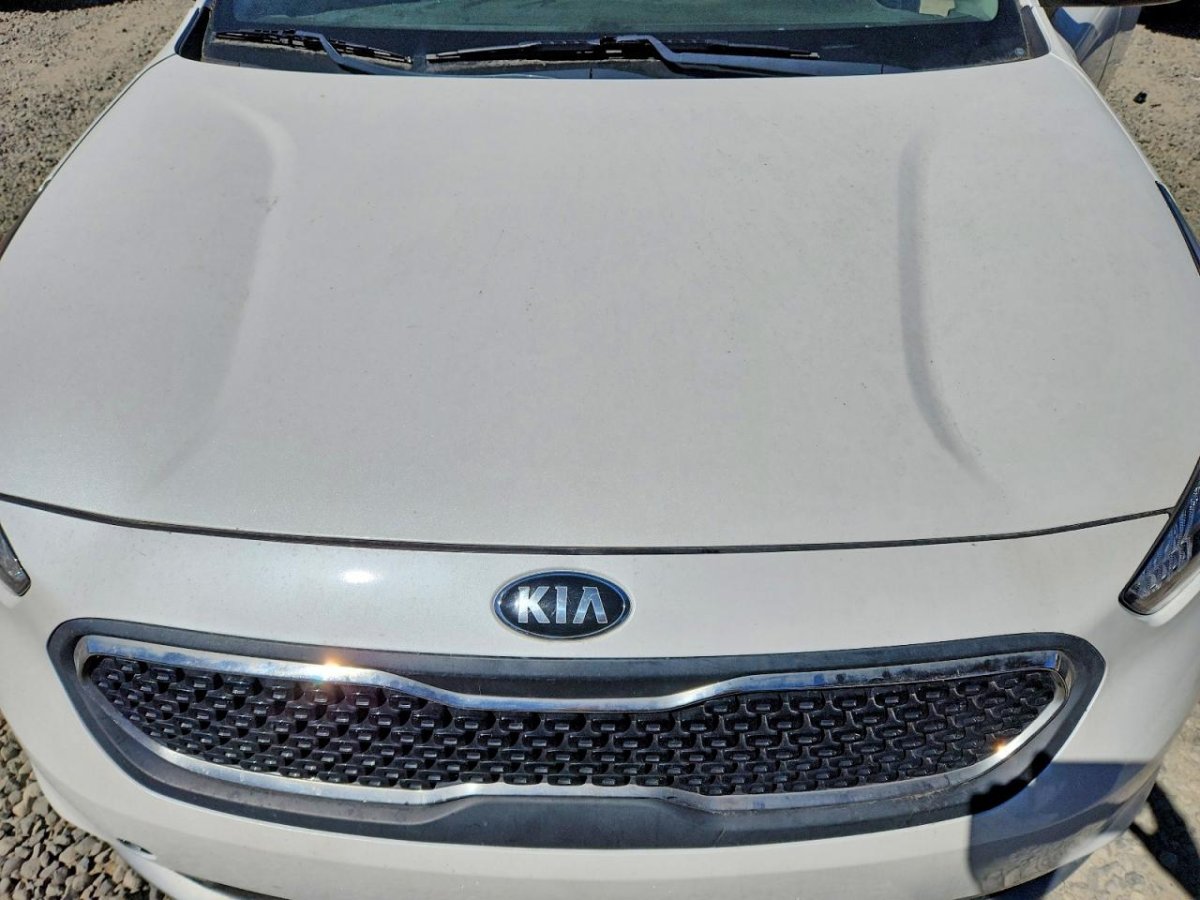 Kia NIRO LX