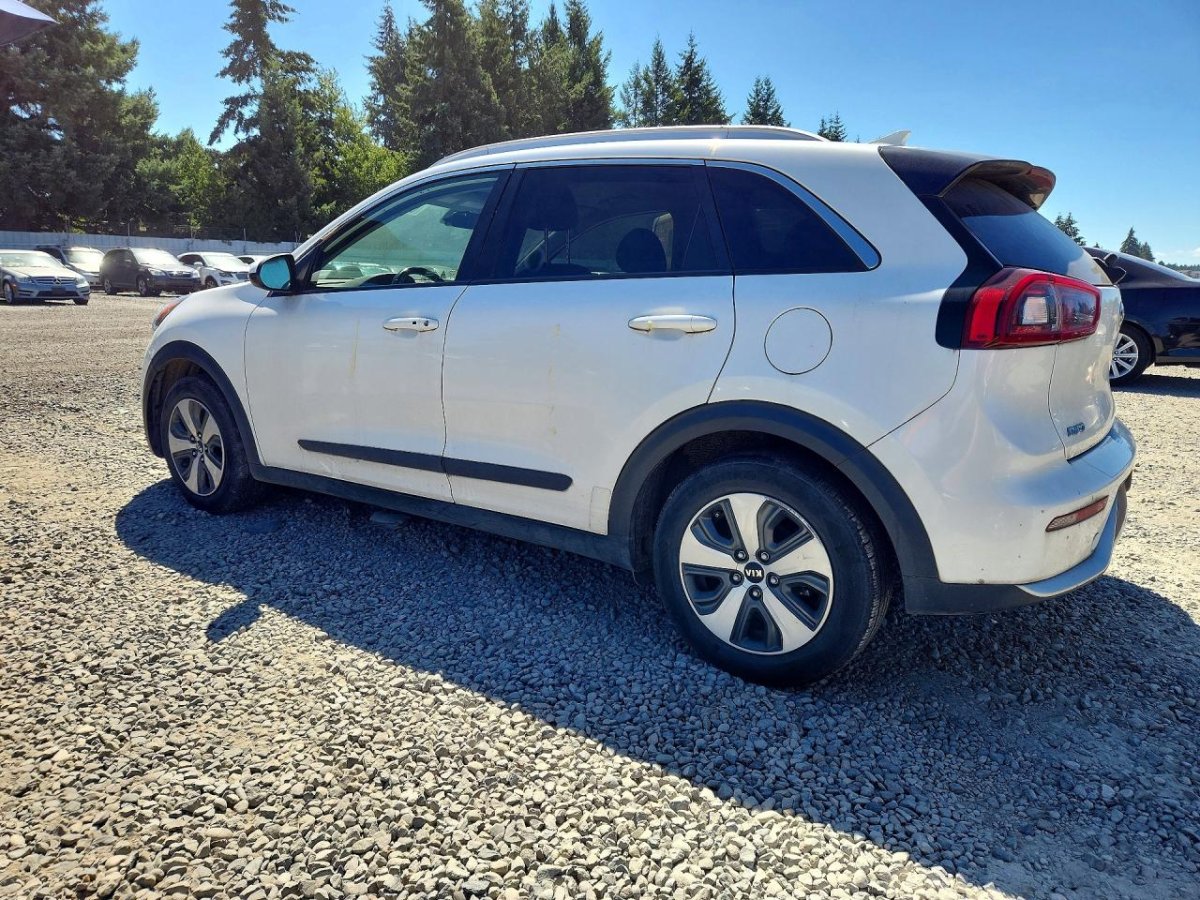 Kia NIRO LX