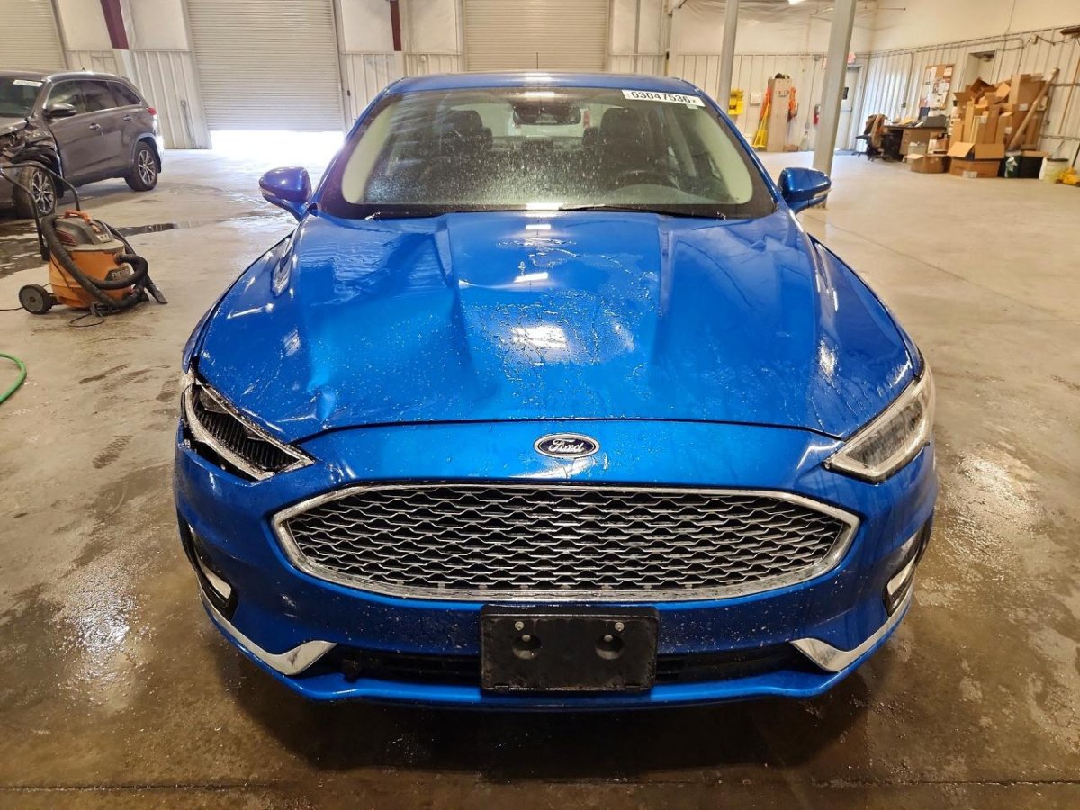 Ford FUSION TITANIUM