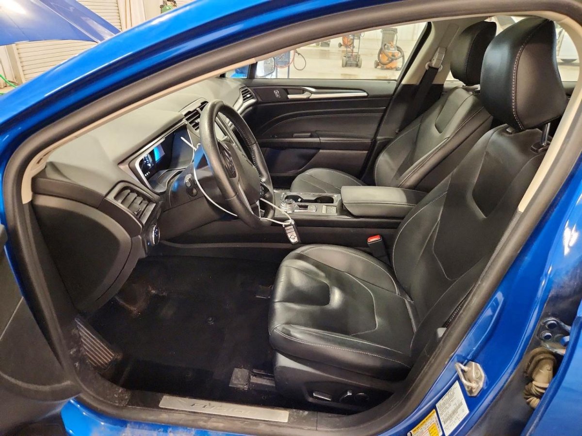 Ford FUSION TITANIUM