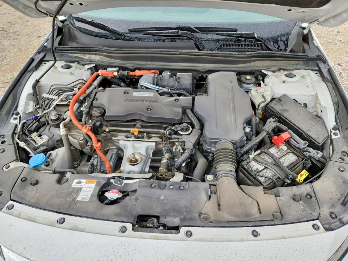 Honda ACCORD TOURING HYBRID