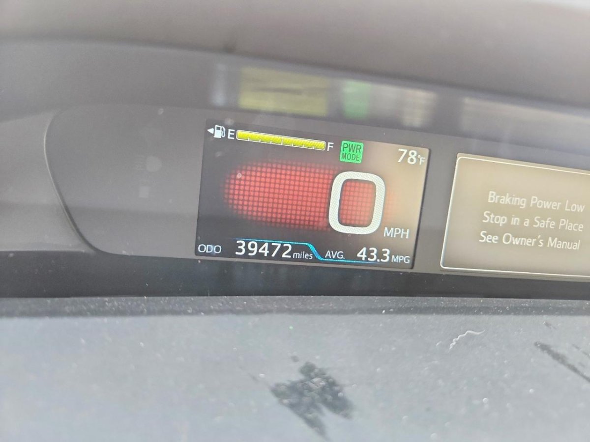 Toyota  PRIUS XLE AWD-E