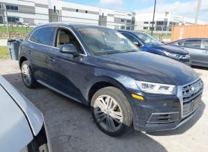 Audi Q5 2.0T PREMIUM/2.0T TECH PREMIUM