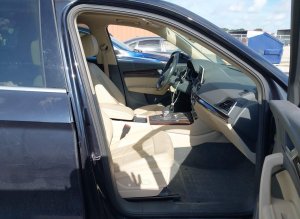Audi Q5 2.0T PREMIUM/2.0T TECH PREMIUM