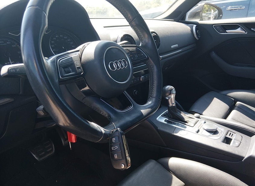Audi A3, E-Tron 1.4T Premium/1.4T Tech Premium