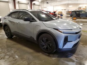 Toyota C-HR SE