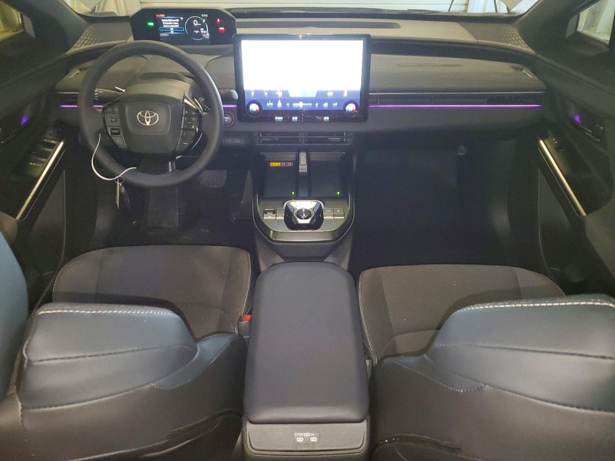Toyota C-HR SE