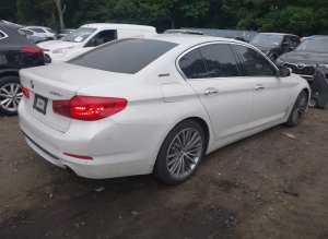 BMW 530E XDRIVE IPERFORMANCE
