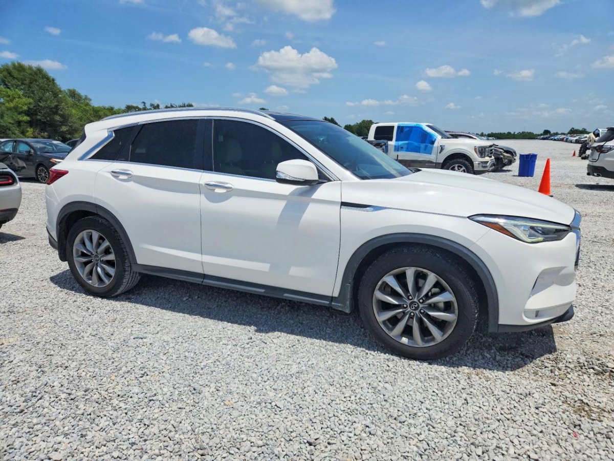 Infiniti QX50 LUXE
