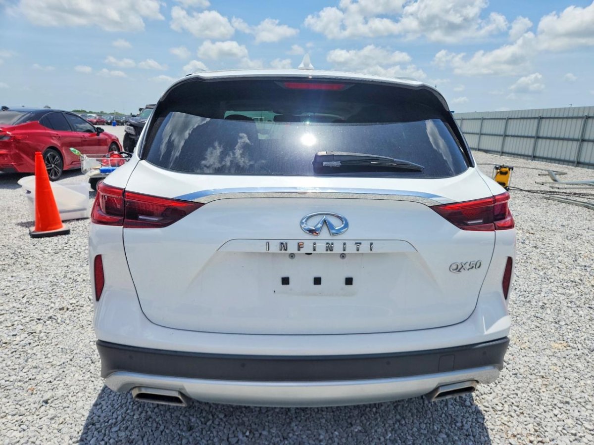 Infiniti QX50 LUXE