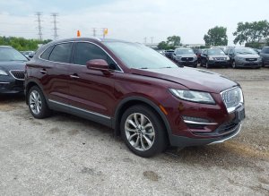 Lincoln MKC, Select