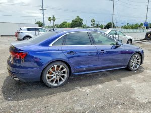 Audi A4 PREMIUM PLUS 45
