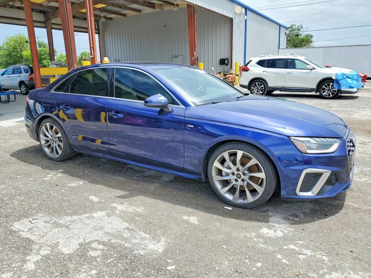 Audi A4 PREMIUM PLUS 45