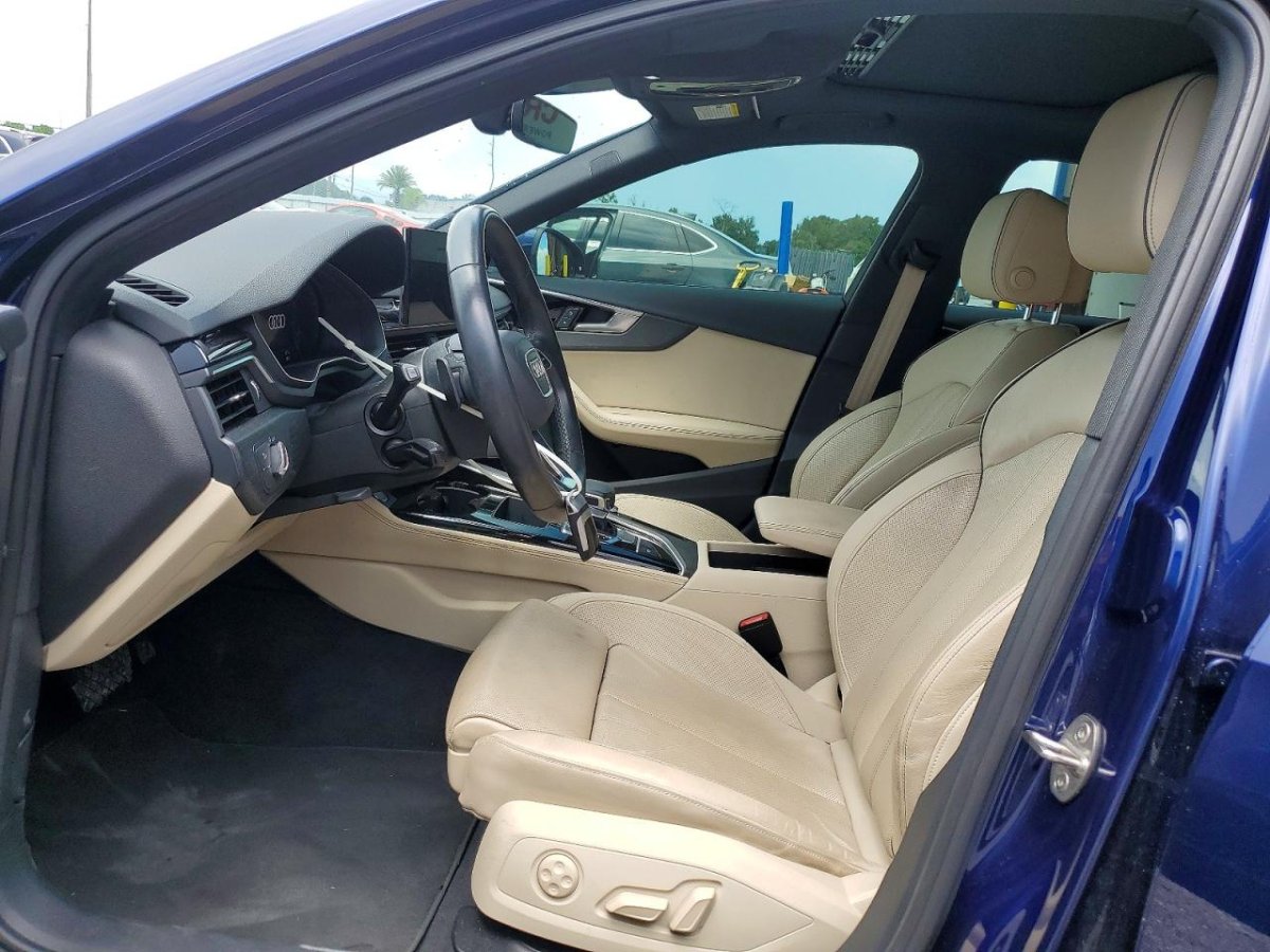 Audi A4 PREMIUM PLUS 45