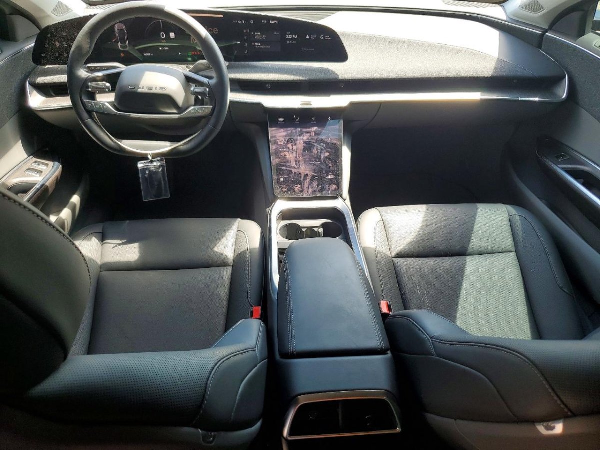 Lucid MOTORS AIR PURE