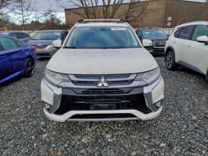Mitsubishi 2018 Mitsubishi Outlander, SE