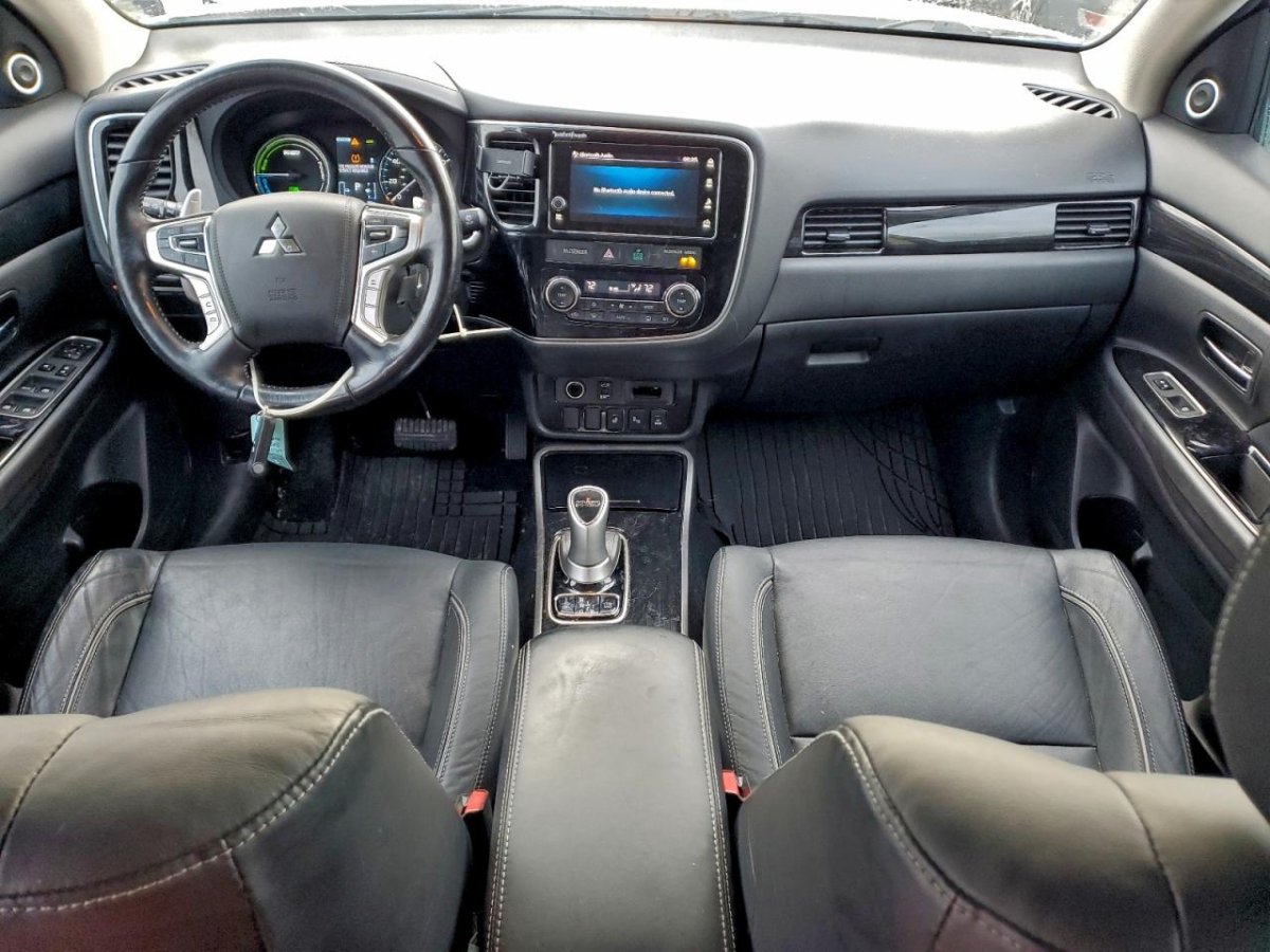 Mitsubishi 2018 Mitsubishi Outlander, SE