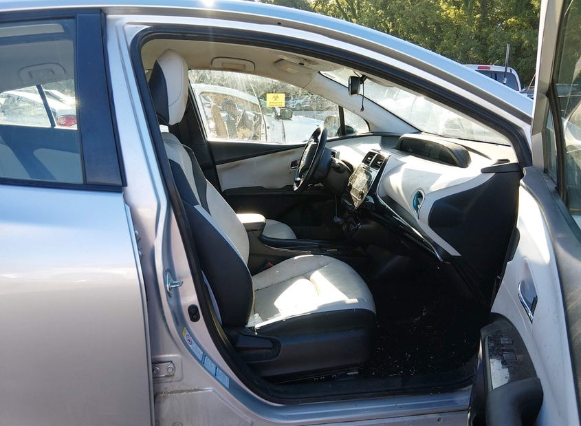 Toyota Prius, Xle