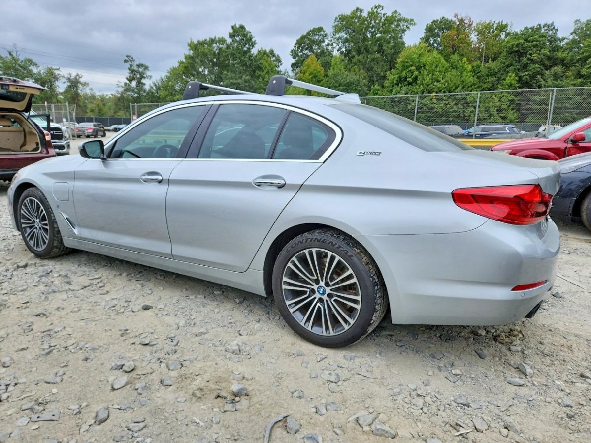 BMW  5 Series, 530XE
