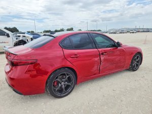 Alfa Romeo Giulia, Ti Q4