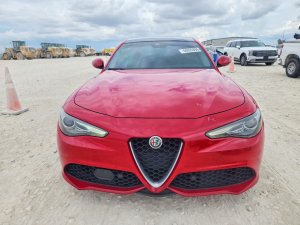 Alfa Romeo Giulia, Ti Q4