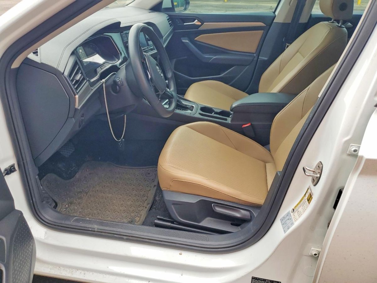Volkswagen Jetta, S