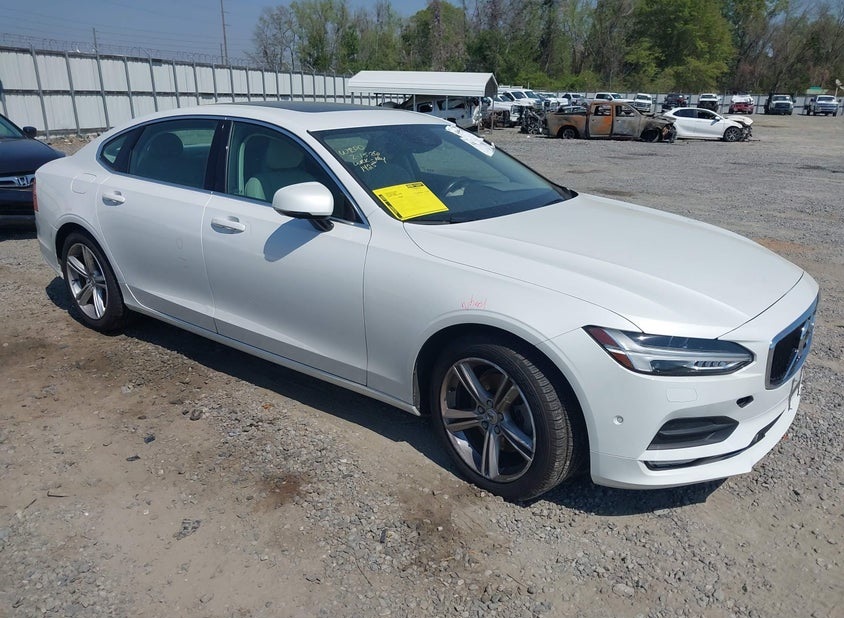 Volvo S90 T5 MOMENTUM